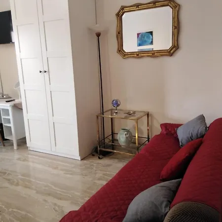 Private Residence In Trastevere רומא